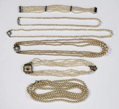 Bild Nr.1: 136-2541 J. Koehle.: (Schmuck, Perlen)