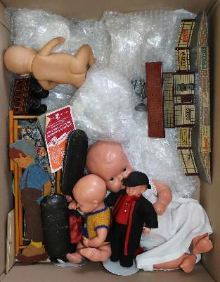 Bild Nr.4: 136-2598 Spielzeugsammlung: (Spielzeug)