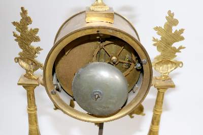 Bild Nr.3: 136-2613 Kaminuhr.: (Uhren)