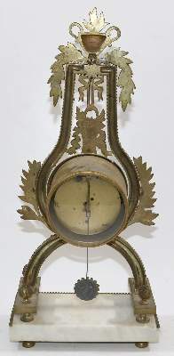 Bild Nr.3: 136-2618 Lyra Kommodenuhr: (Uhren)