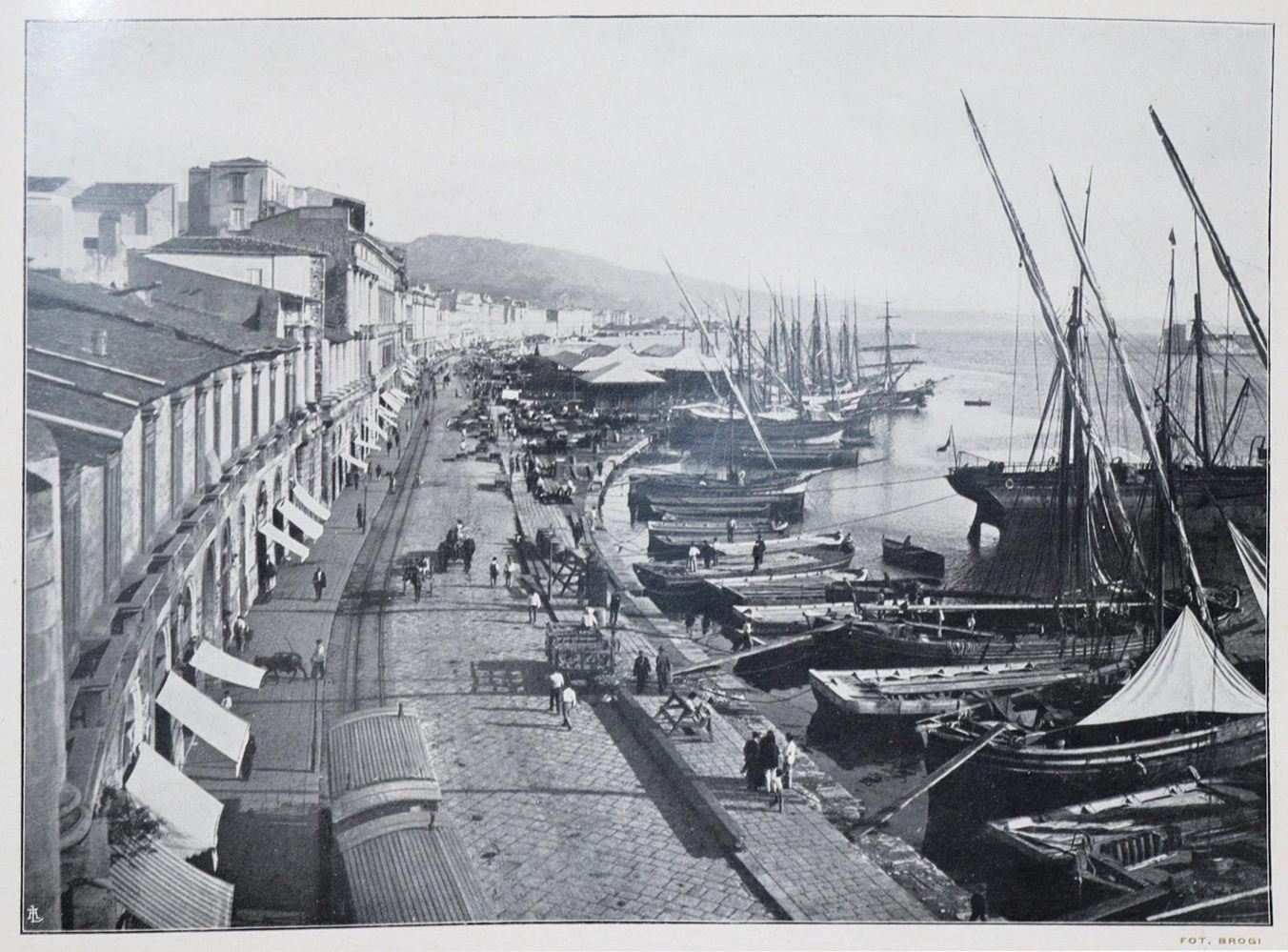 Große Abbildung Nr.1: 137-1933 Messina e Reggio: (Italien)