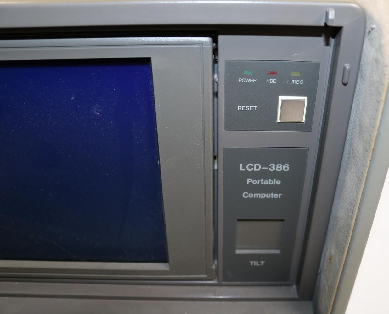 Große Abbildung Nr.3: 137-2181 Portable Computer | LCD-386 (1988): (Varia, Computer)