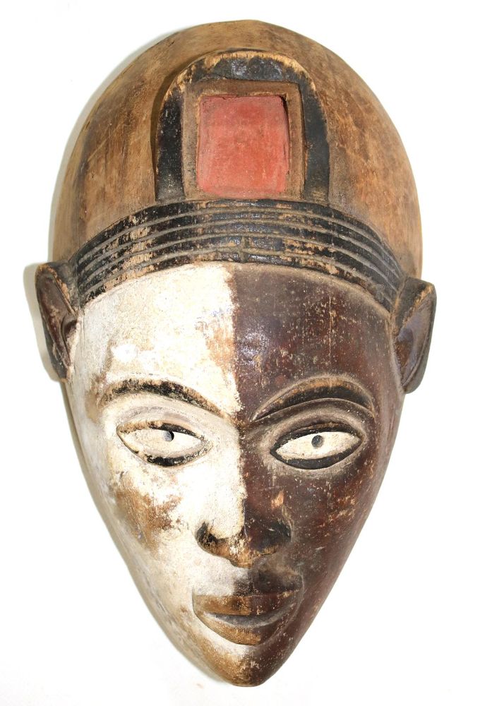 Große Abbildung Nr.1: 137-2240 Maske Ngobudi Yombe.: (Afrika, Masken)