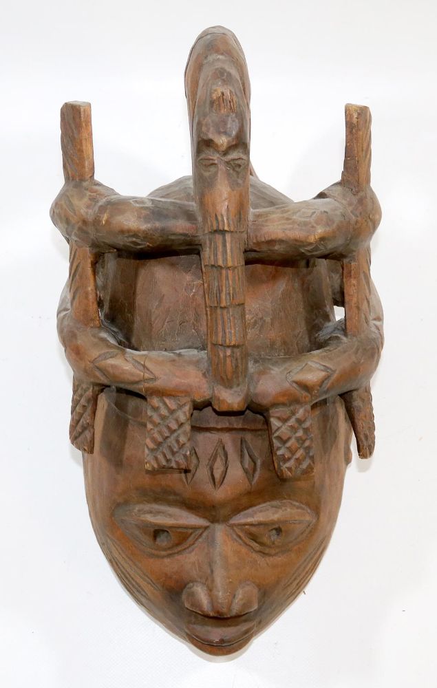 Große Abbildung Nr.1: 137-2242 Maske wohl Ibo: (Afrika, Masken)