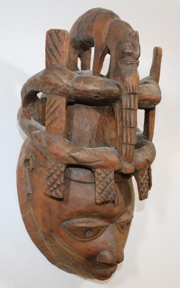 Große Abbildung Nr.2: 137-2242 Maske wohl Ibo: (Afrika, Masken)