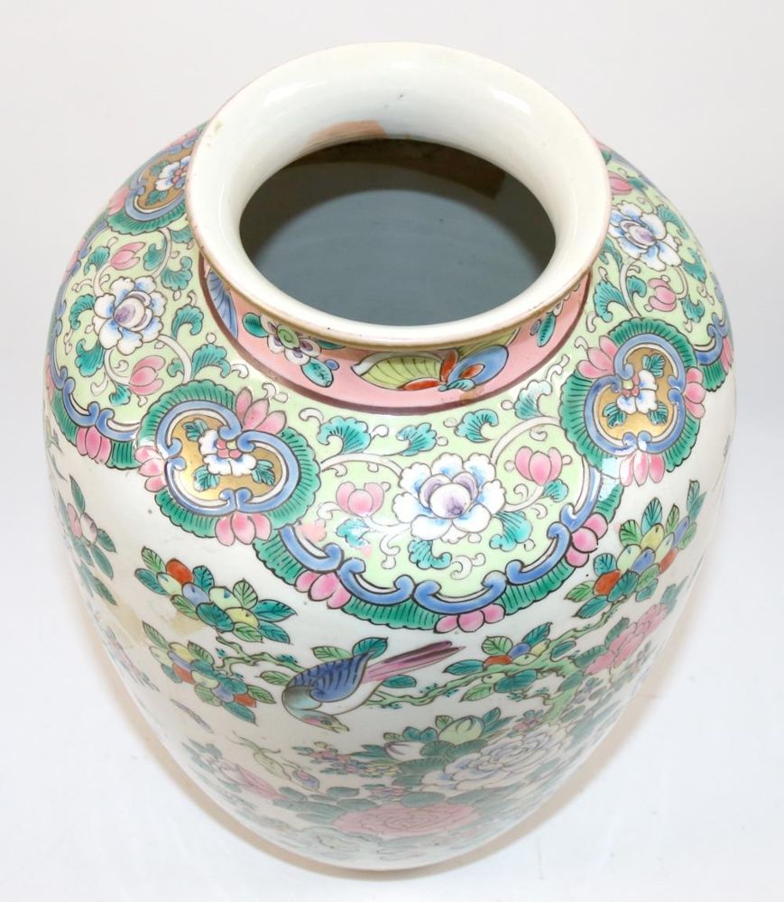 Große Abbildung Nr.2: 137-2272 China, Vase im: (Asiatika)