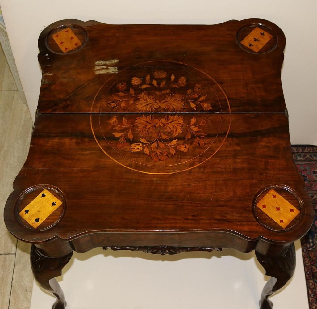 Große Abbildung Nr.3: 137-2301 Barock Spiel- Kartentisch: (Möbel)