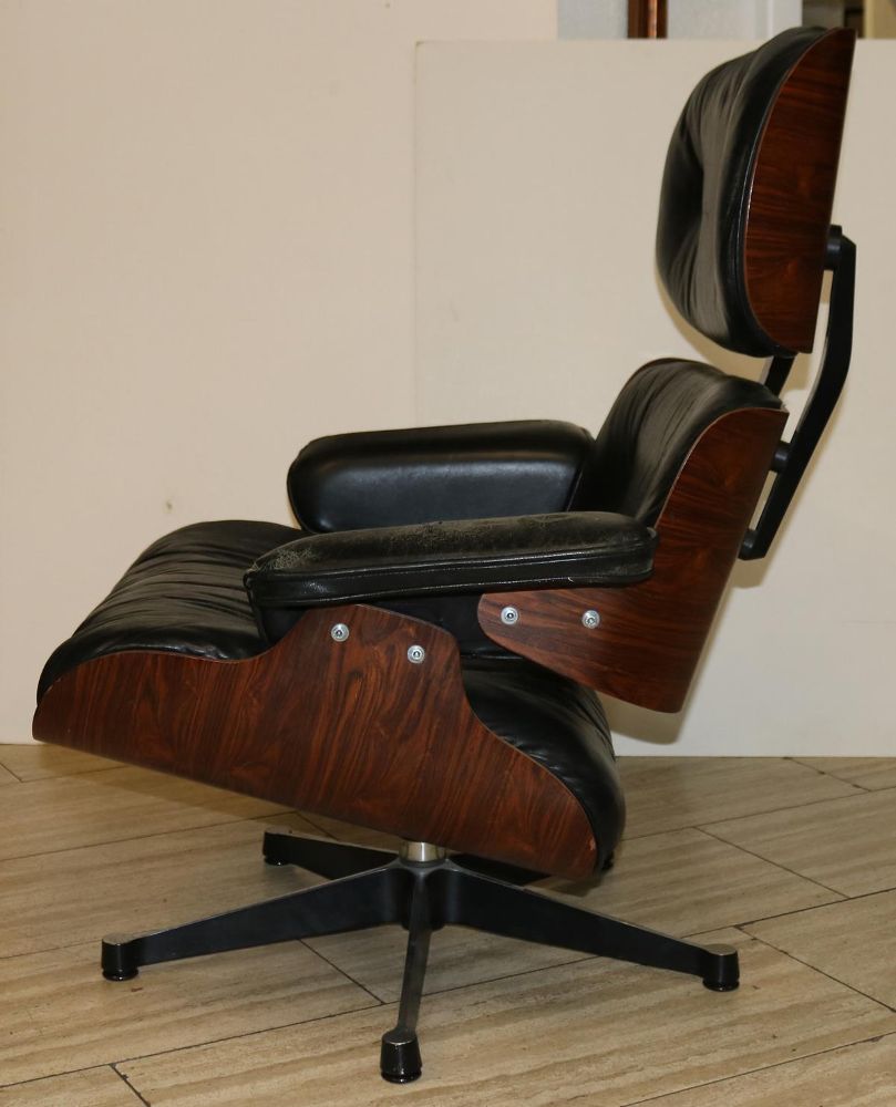 Große Abbildung Nr.5: 137-2304 Charles u. Ray Eames Lounge Chair: (Möbel, Design)