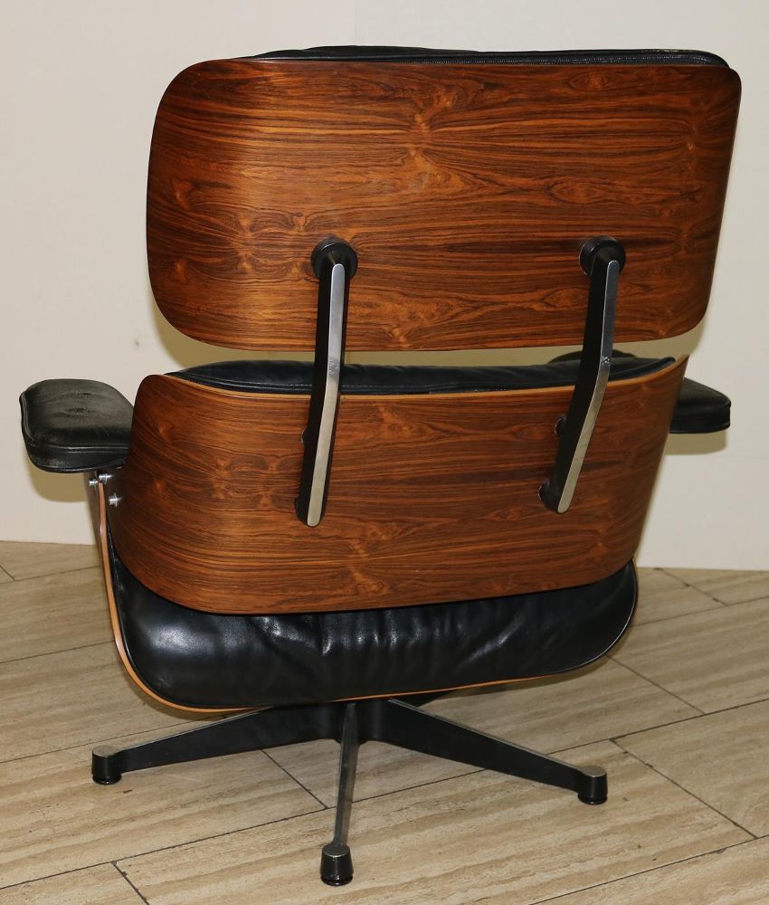 Große Abbildung Nr.6: 137-2304 Charles u. Ray Eames Lounge Chair: (Möbel, Design)