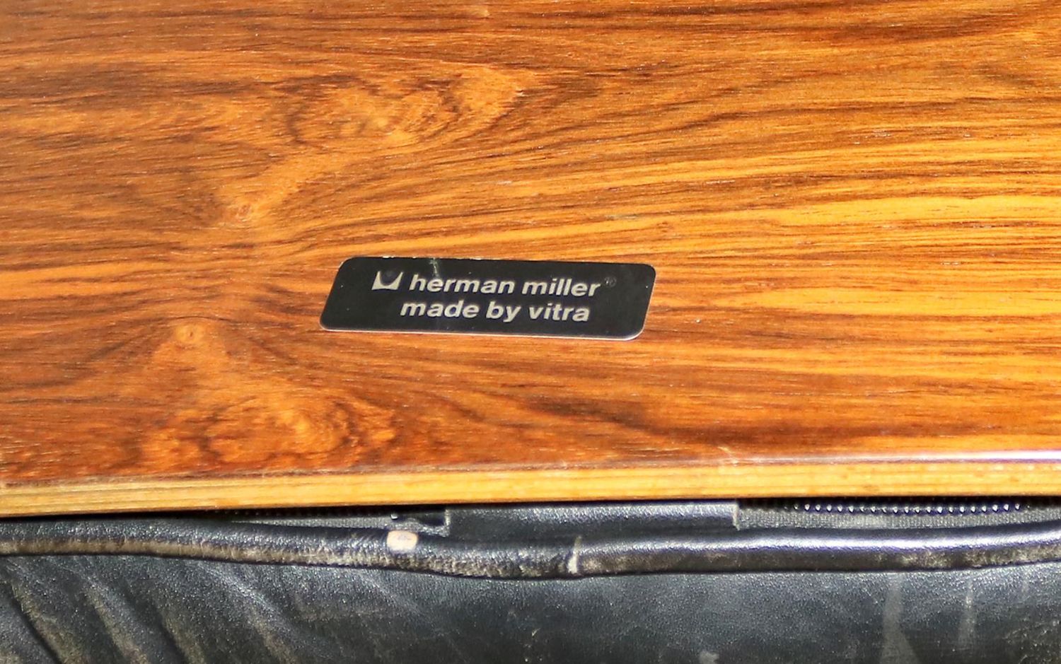 Große Abbildung Nr.8: 137-2304 Charles u. Ray Eames Lounge Chair: (Möbel, Design)