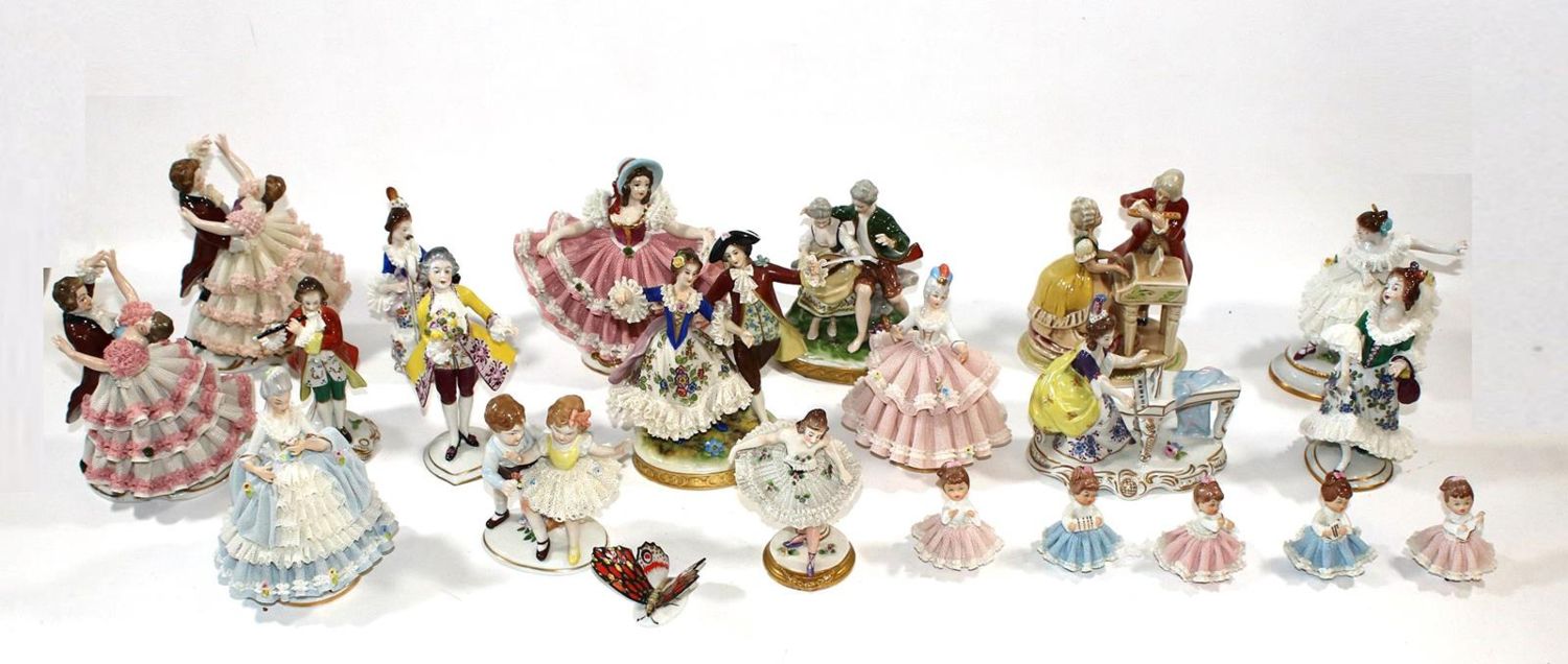 Große Abbildung Nr.1: 137-2350 Figurensammlung.: (Porzellan u. Keramik)