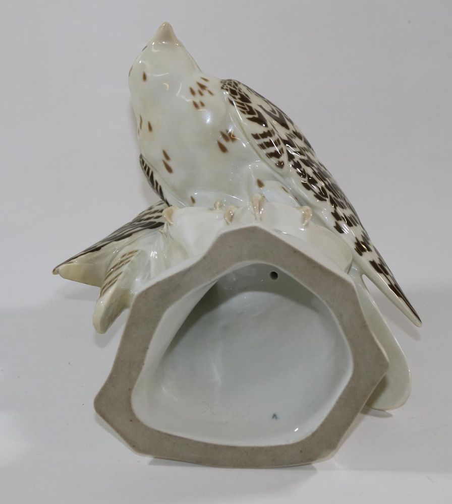 Große Abbildung Nr.3: 137-2369 Edelfalkenpaar, Meissen.: (Porzellan u. Keramik, Meissen)