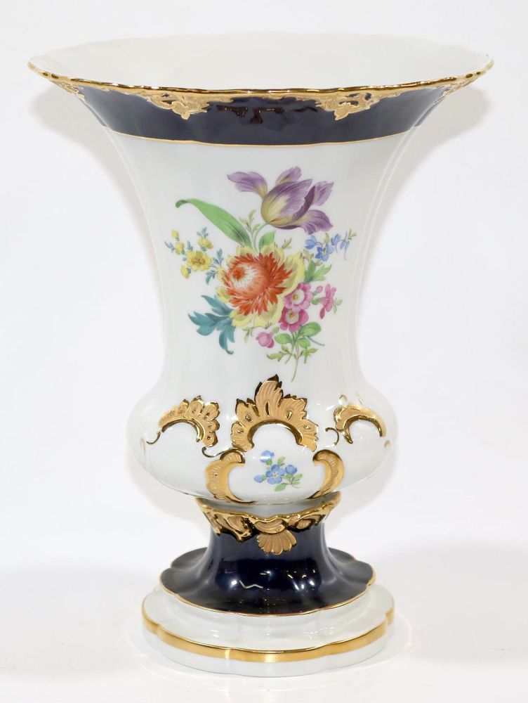 Große Abbildung Nr.1: 137-2380 Meissen Prunkvase.: (Porzellan u. Keramik, Meissen)
