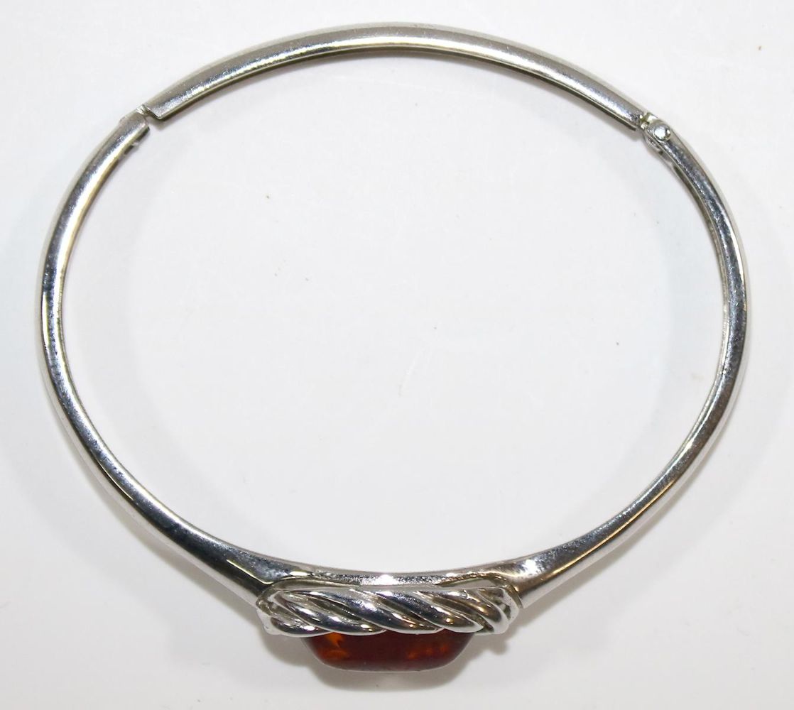 Große Abbildung Nr.2: 137-2396 Armreif des Art Déco.: (Schmuck)