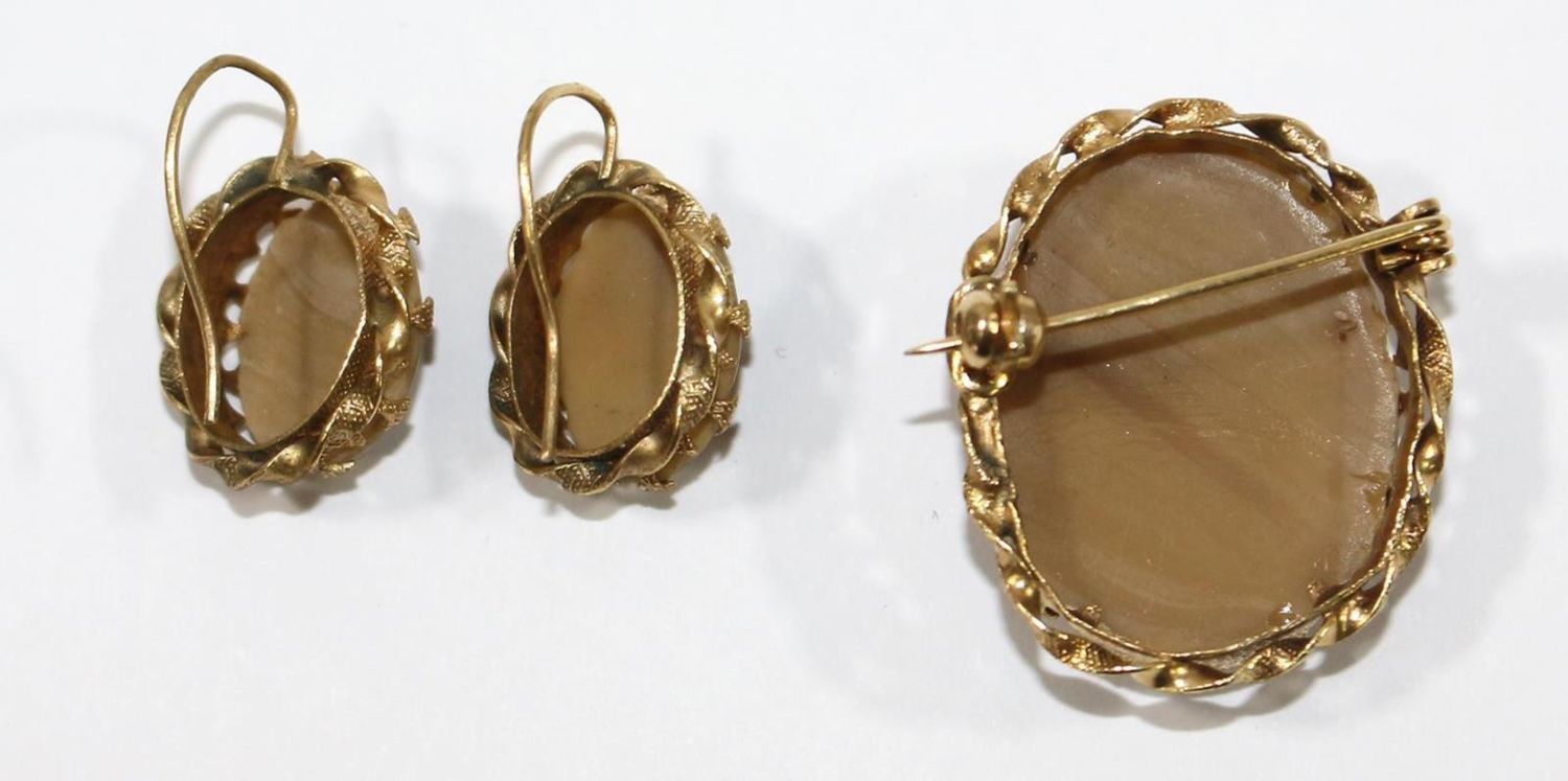 Große Abbildung Nr.3: 137-2400 Kameen Brosche: (Schmuck, Broschen)