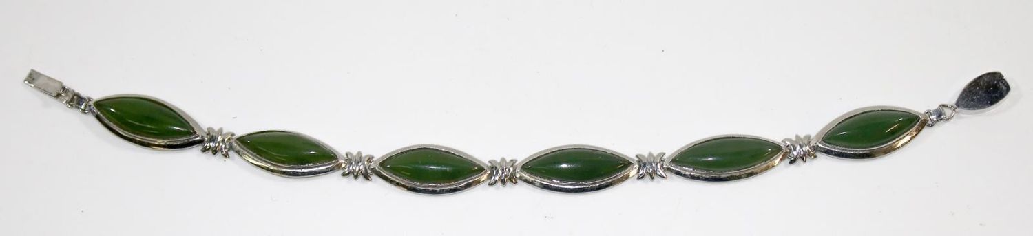 Große Abbildung Nr.1: 137-2435 Silberarmband wohl China: (Schmuck)