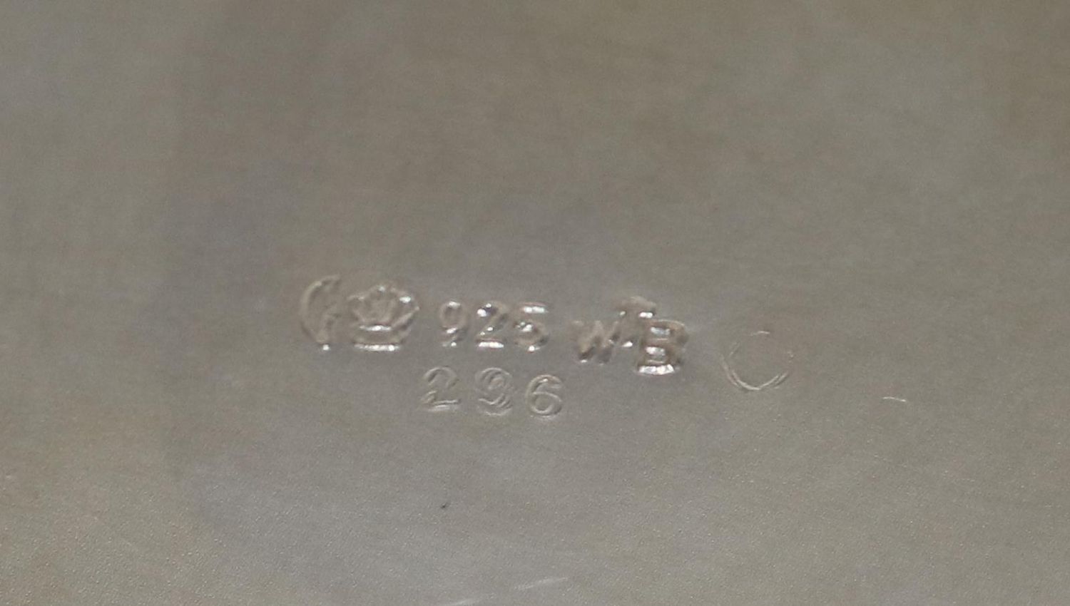 Große Abbildung Nr.7: 137-2458 Mokkakanne des Art Déco.: (Silber)
