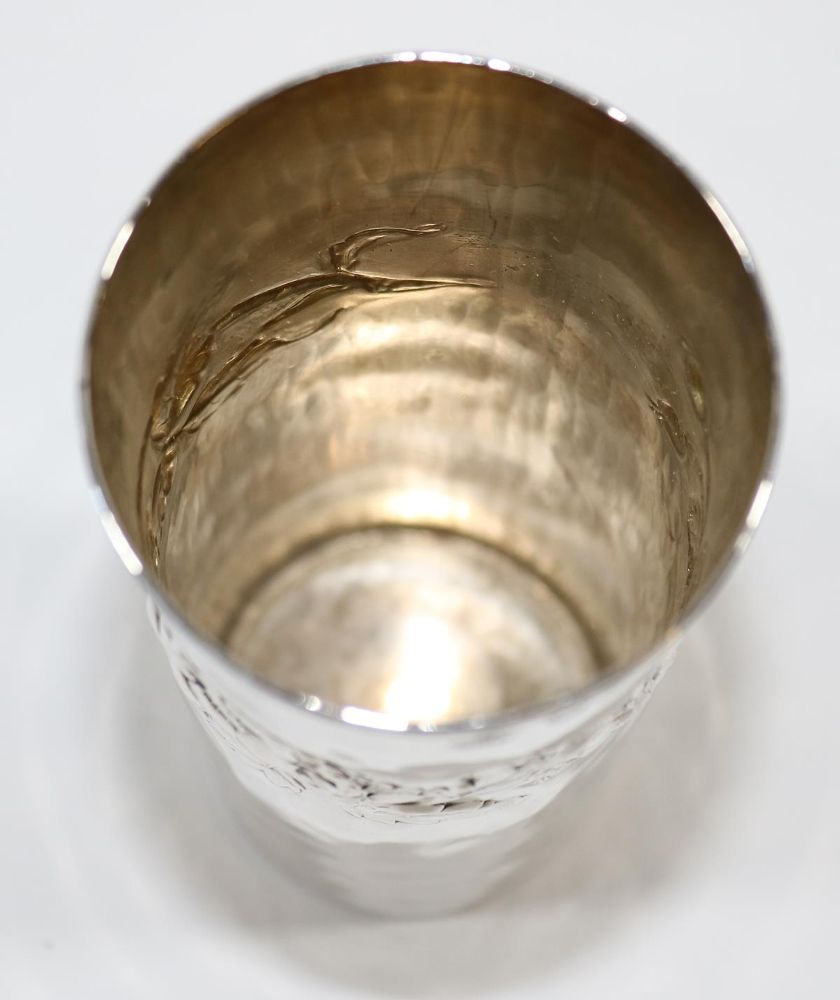 Große Abbildung Nr.3: 137-2474 Silber Taufbecher: (Silber)