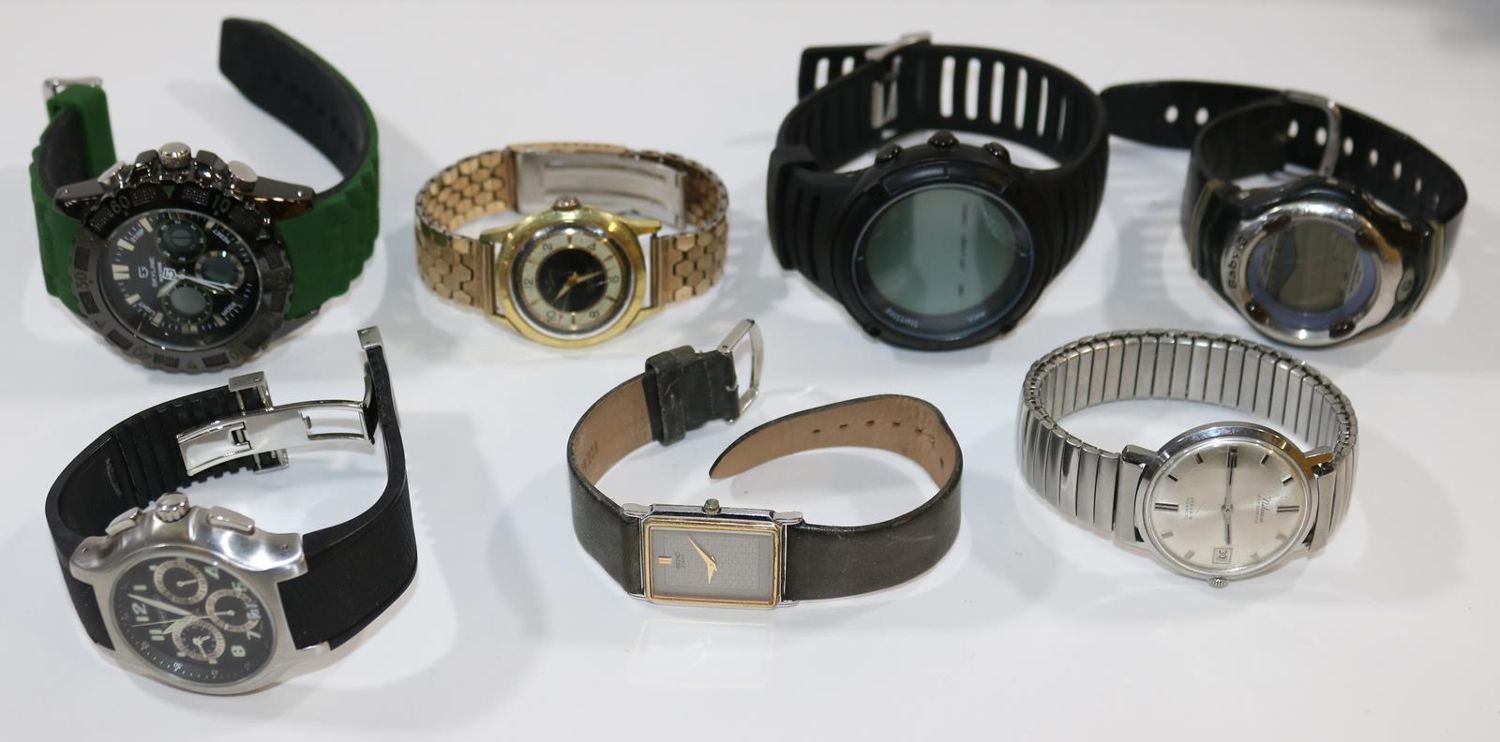Große Abbildung Nr.4: 137-2517 Armbanduhrensammlung.: (Uhren, Armbanduhren)
