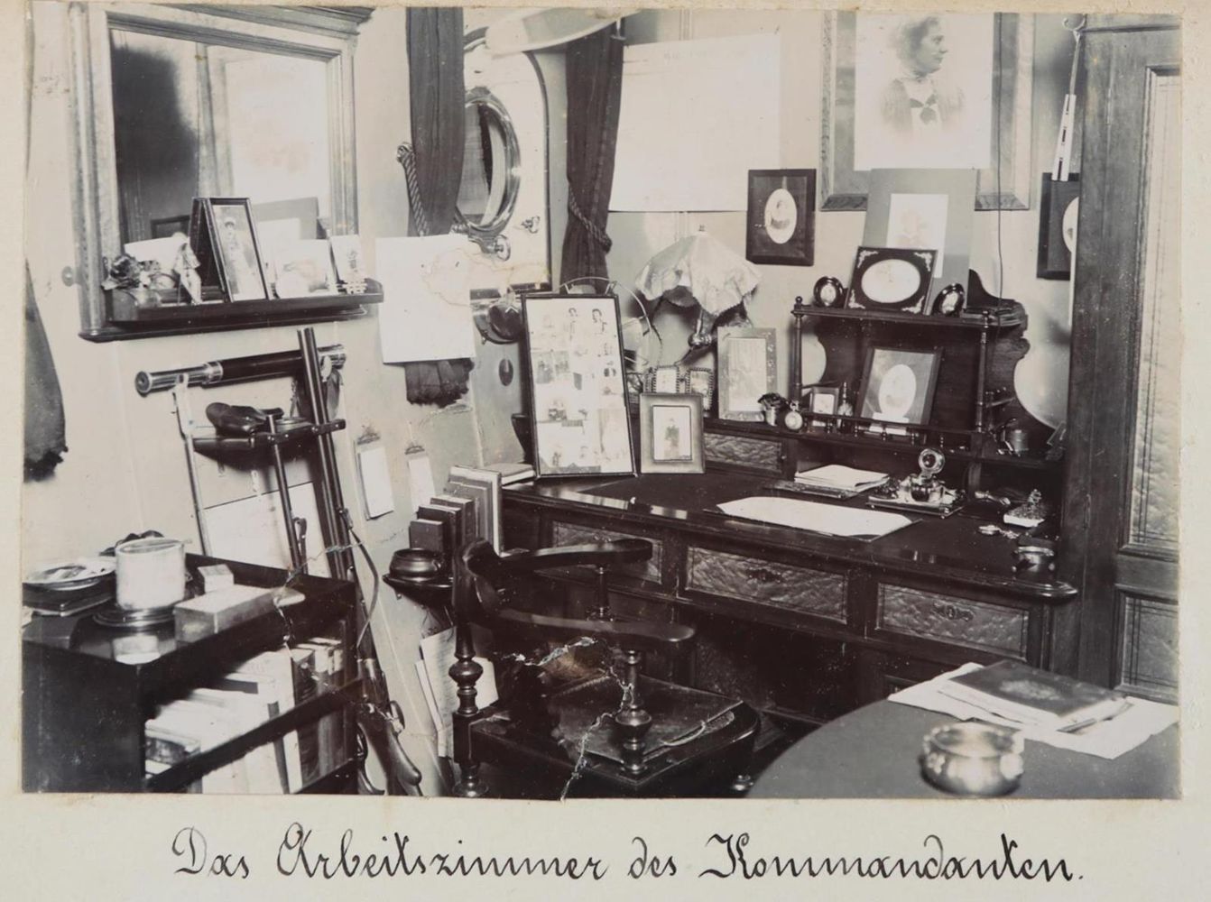 Große Abbildung Nr.3: 137-2571 Photoalbum: (China, SMS Luchs)