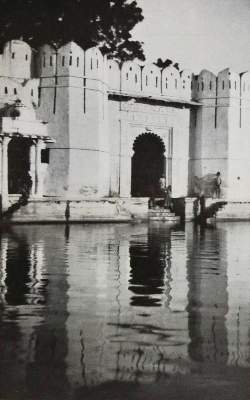 Bild Nr.3: 137-1734 Sammlung: (Asien)