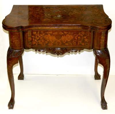 Bild Nr.2: 137-2301 Barock Spiel- Kartentisch: (Möbel)