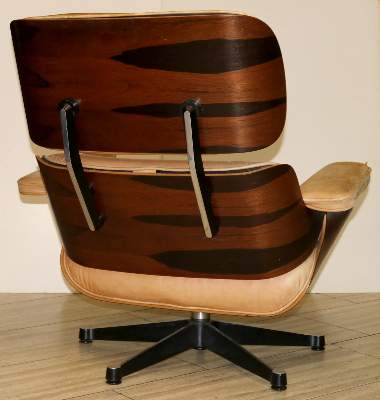 Bild Nr.4: 137-2305 Charles u. Ray Eames Lounge Chair: (Möbel, Design)