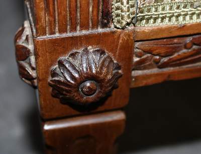 Bild Nr.4: 137-2320 Sofa im Louis Seize.: (Möbel)