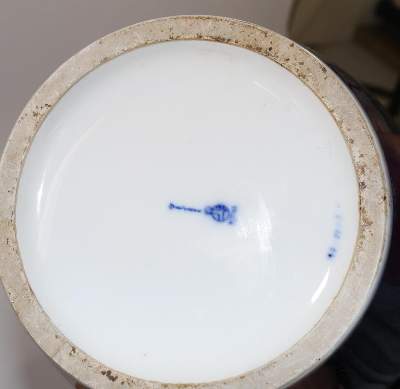 Bild Nr.5: 137-2364 Bodenvase.: (Porzellan u. Keramik, KPM)