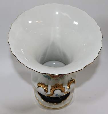Bild Nr.2: 137-2380 Meissen Prunkvase.: (Porzellan u. Keramik, Meissen)