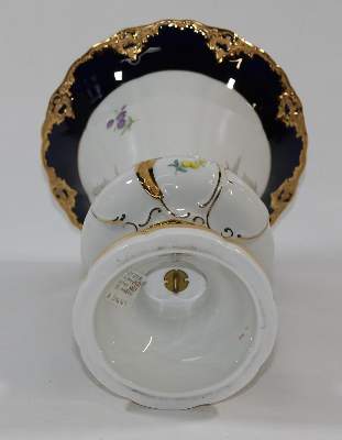 Bild Nr.4: 137-2380 Meissen Prunkvase.: (Porzellan u. Keramik, Meissen)