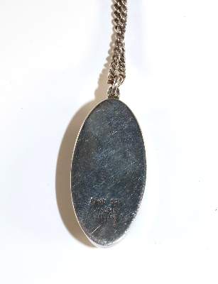 Bild Nr.2: 137-2408 Island, Bernsteinanhänger,: (Schmuck)