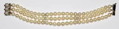 Bild Nr.2: 137-2413 Perlenarmband mit: (Schmuck)