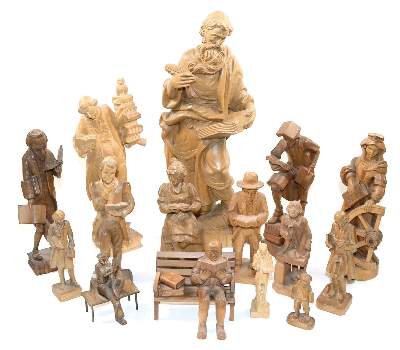 Bild Nr.2: 137-2483 Bücherwurm, Der.: (Skulpturen - Plastiken)