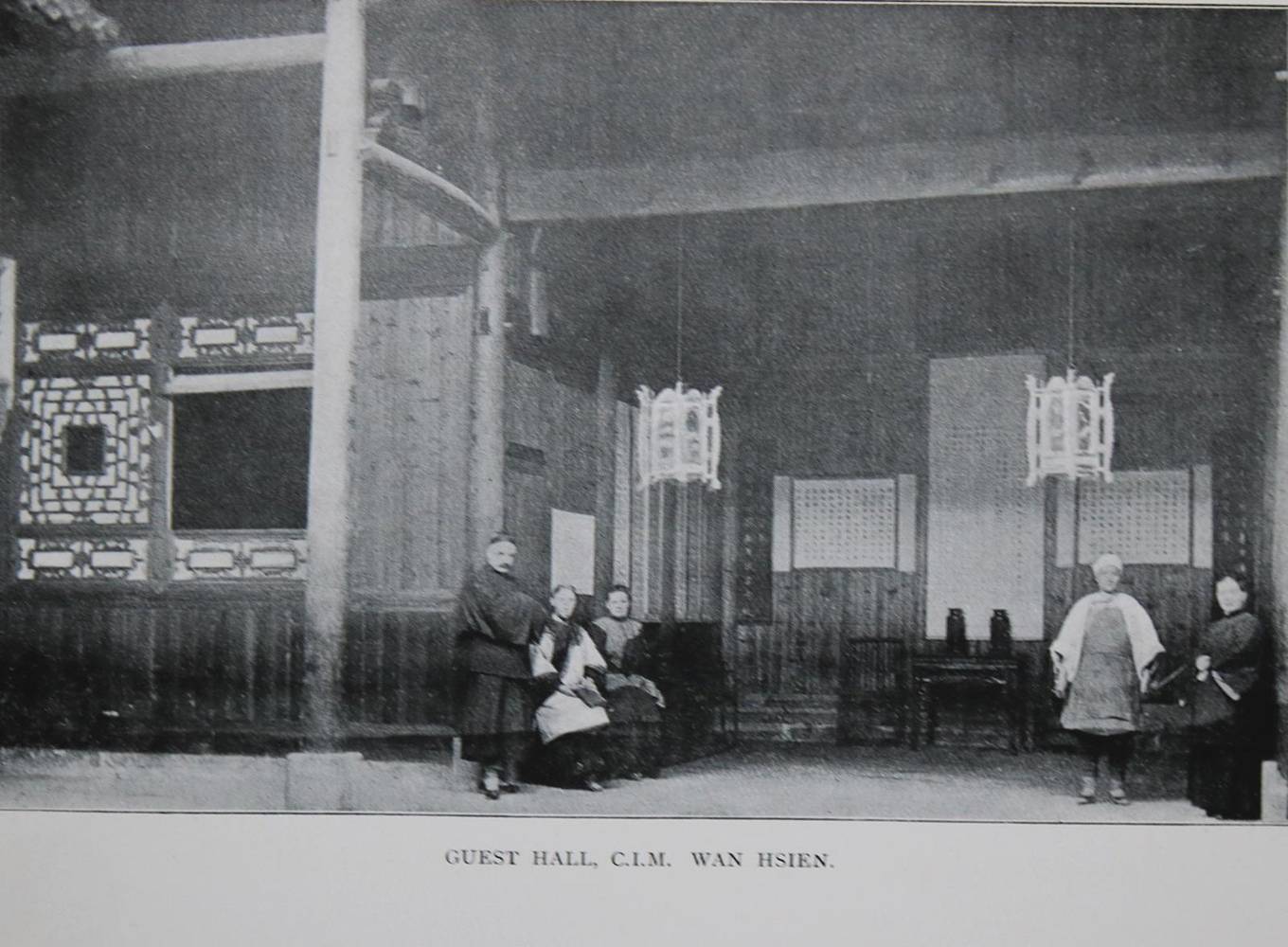 Große Abbildung Nr.2: 138-2157 Bishop,J.F. (d.i. I.L.Bird).: (Asien, China)
