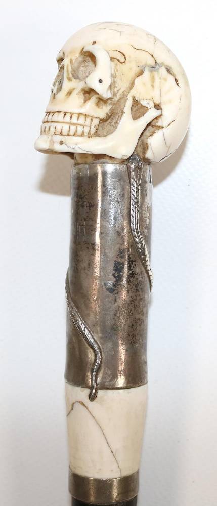 Große Abbildung Nr.3: 138-2829 Totenkopf Spazierstock.: (Varia, Memento Mori)