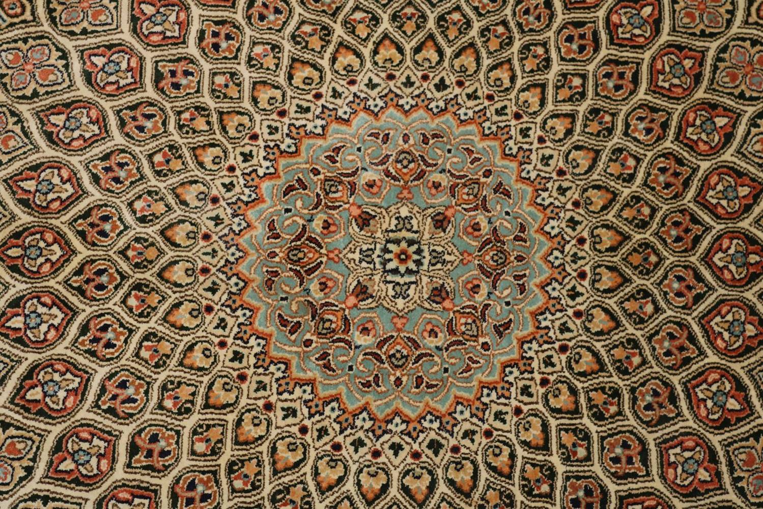 Große Abbildung Nr.25: 138-2851 Kashmir Seidenteppich.: (Varia, Teppiche)