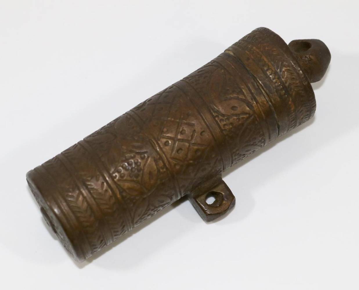 Große Abbildung Nr.1: 138-2917 Metallbehälter,: (Asiatika, Ritualgegenstände)