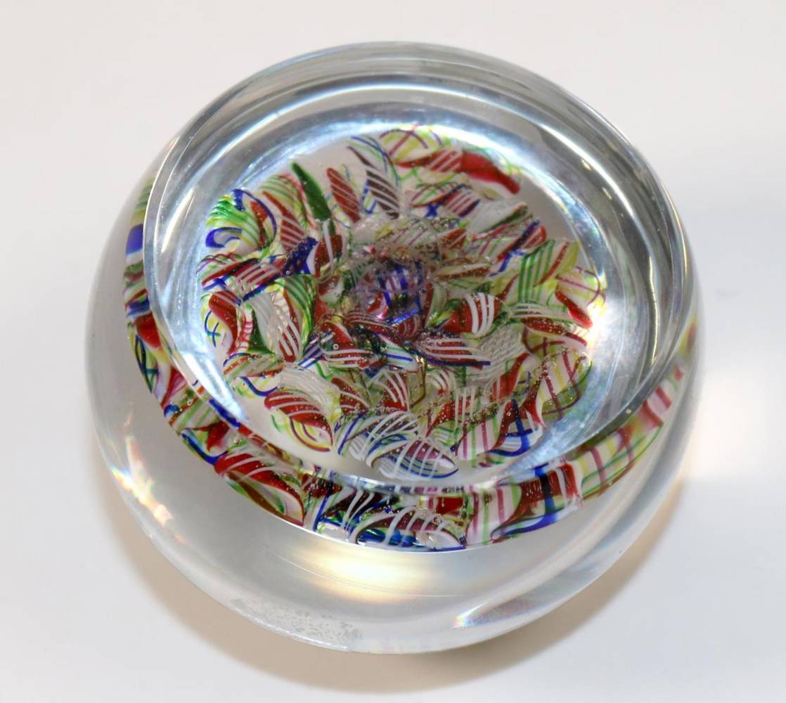 Große Abbildung Nr.3: 138-2947 Baccarat Paperweight.: (Glas)