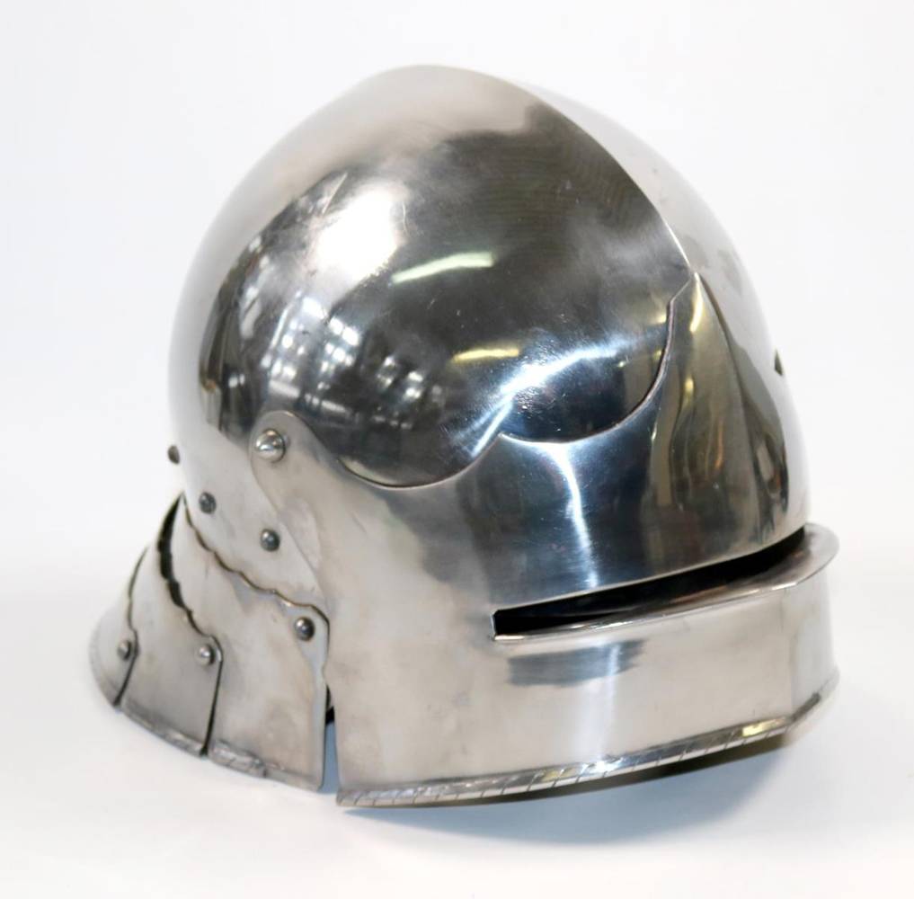Große Abbildung Nr.1: 138-2956 Geschlossener Helm: (Militaria)