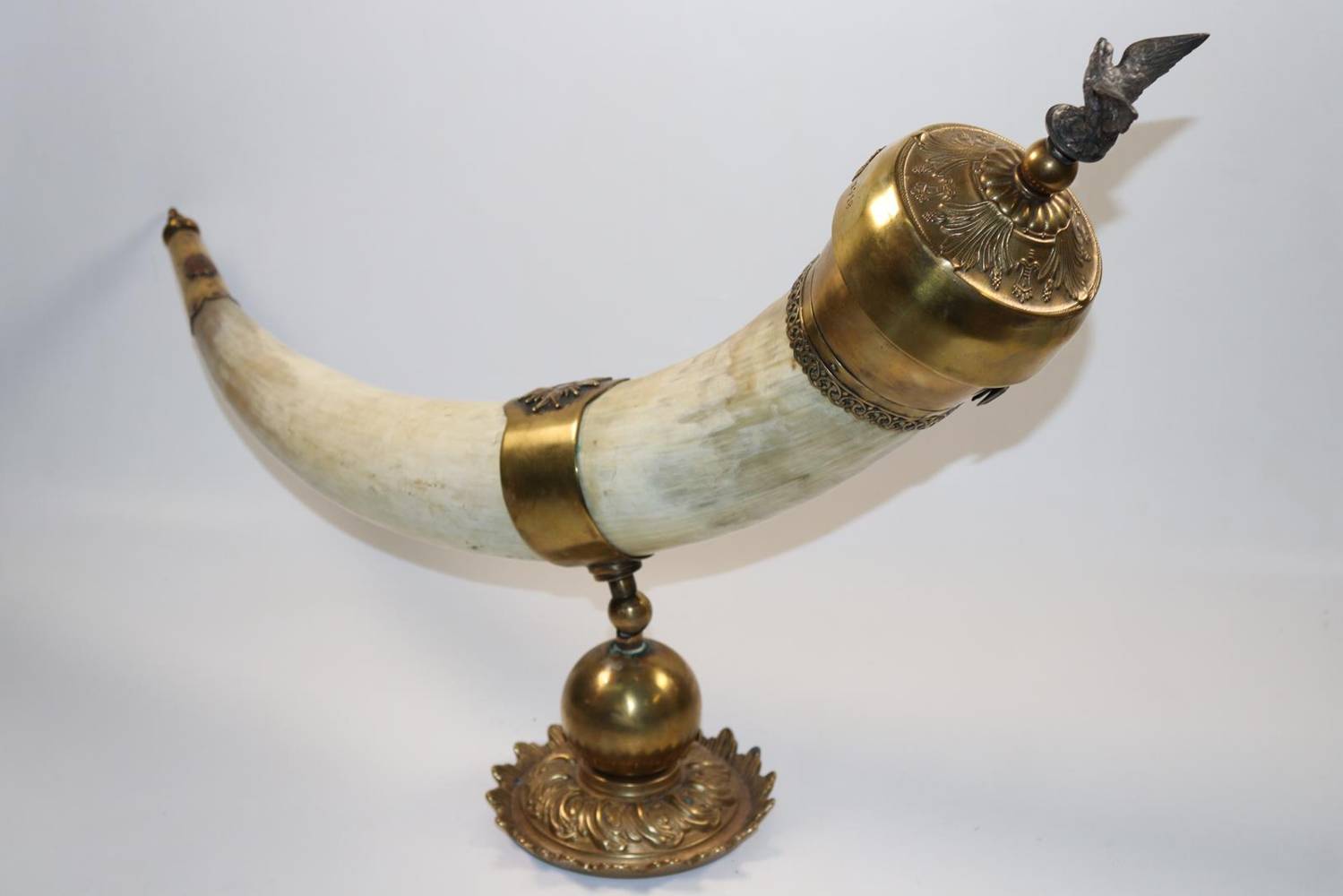 Große Abbildung Nr.2: 138-2958 Militärisches Trinkhorn.: (Militaria)