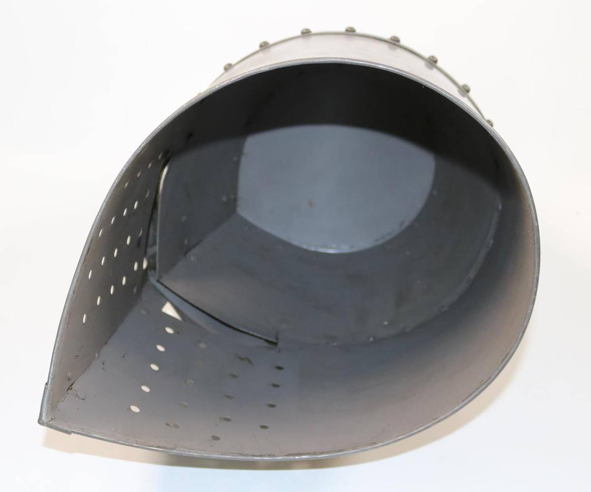Große Abbildung Nr.2: 138-2963 Topfhelm: (Militaria)