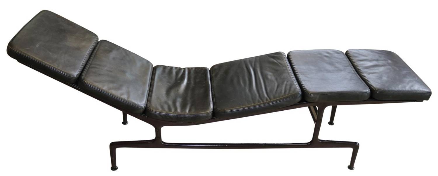 Große Abbildung Nr.1: 138-2972 Eames, Charles.: (Möbel, Design)