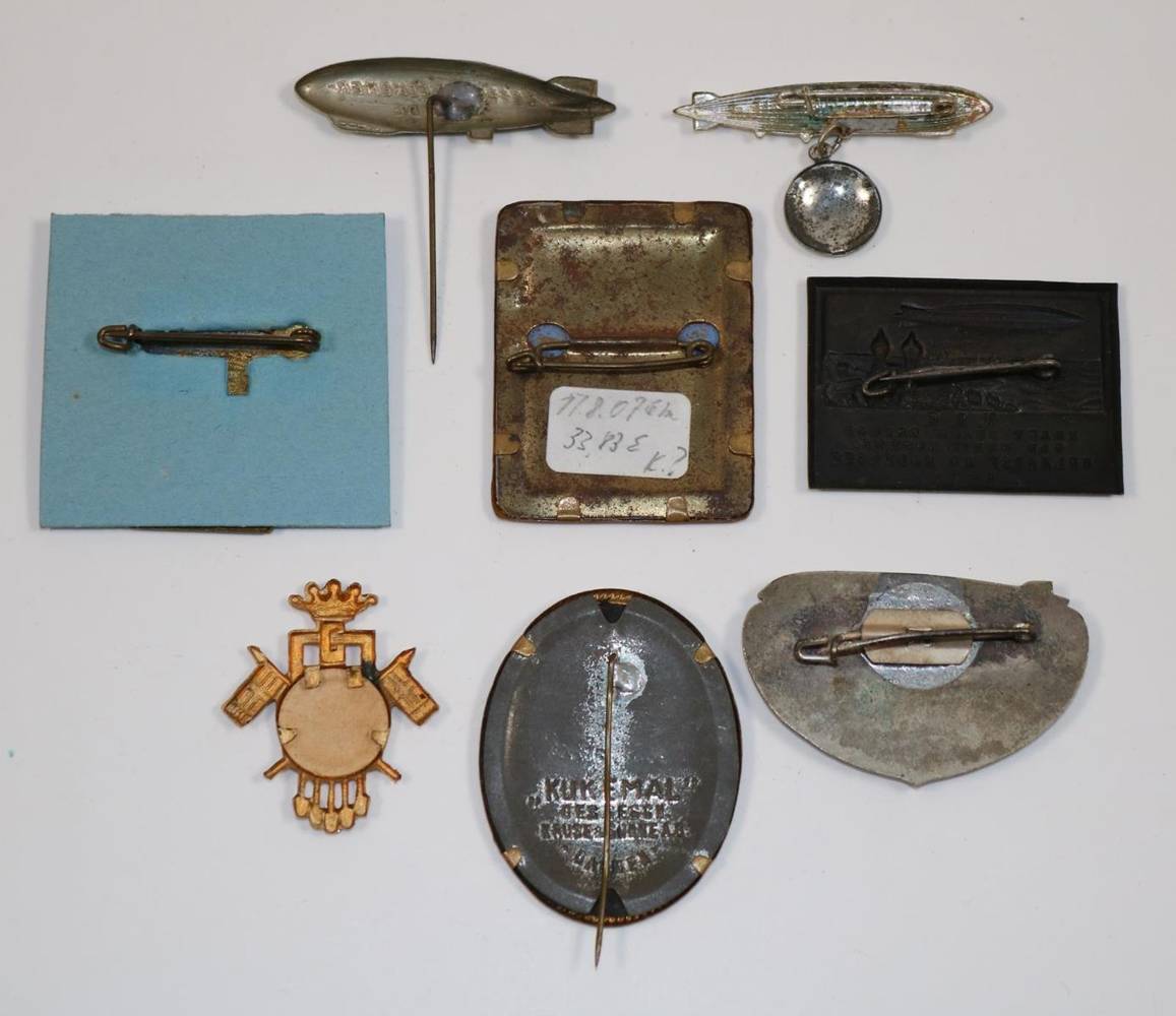 Große Abbildung Nr.2: 138-3035 Anstecker Zeppelin.: (Münzen und Medaillen, Zeppelin)