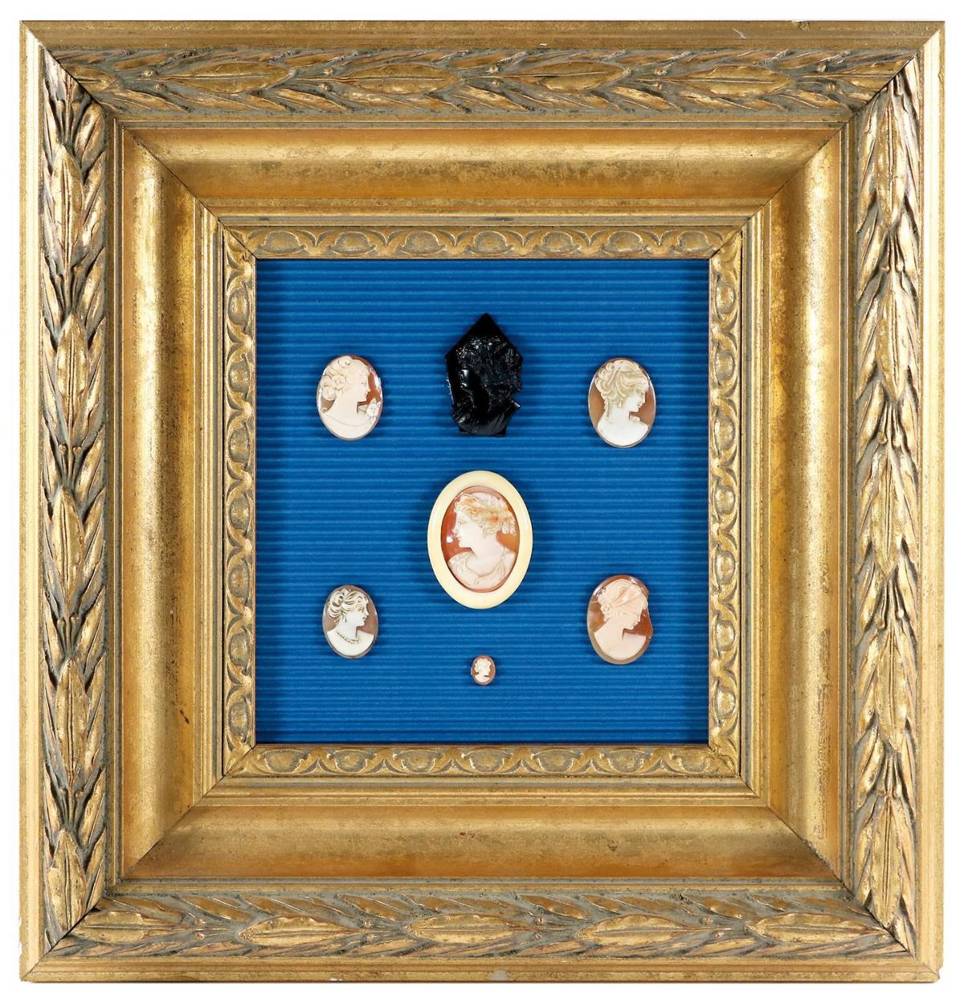 Große Abbildung Nr.1: 138-3105 Gemmen.: (Schmuck)