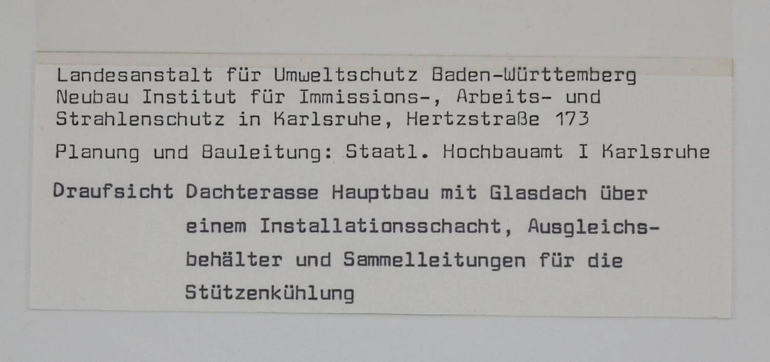Große Abbildung Nr.6: 138-3261 Karlsruhe.: (Photographie)