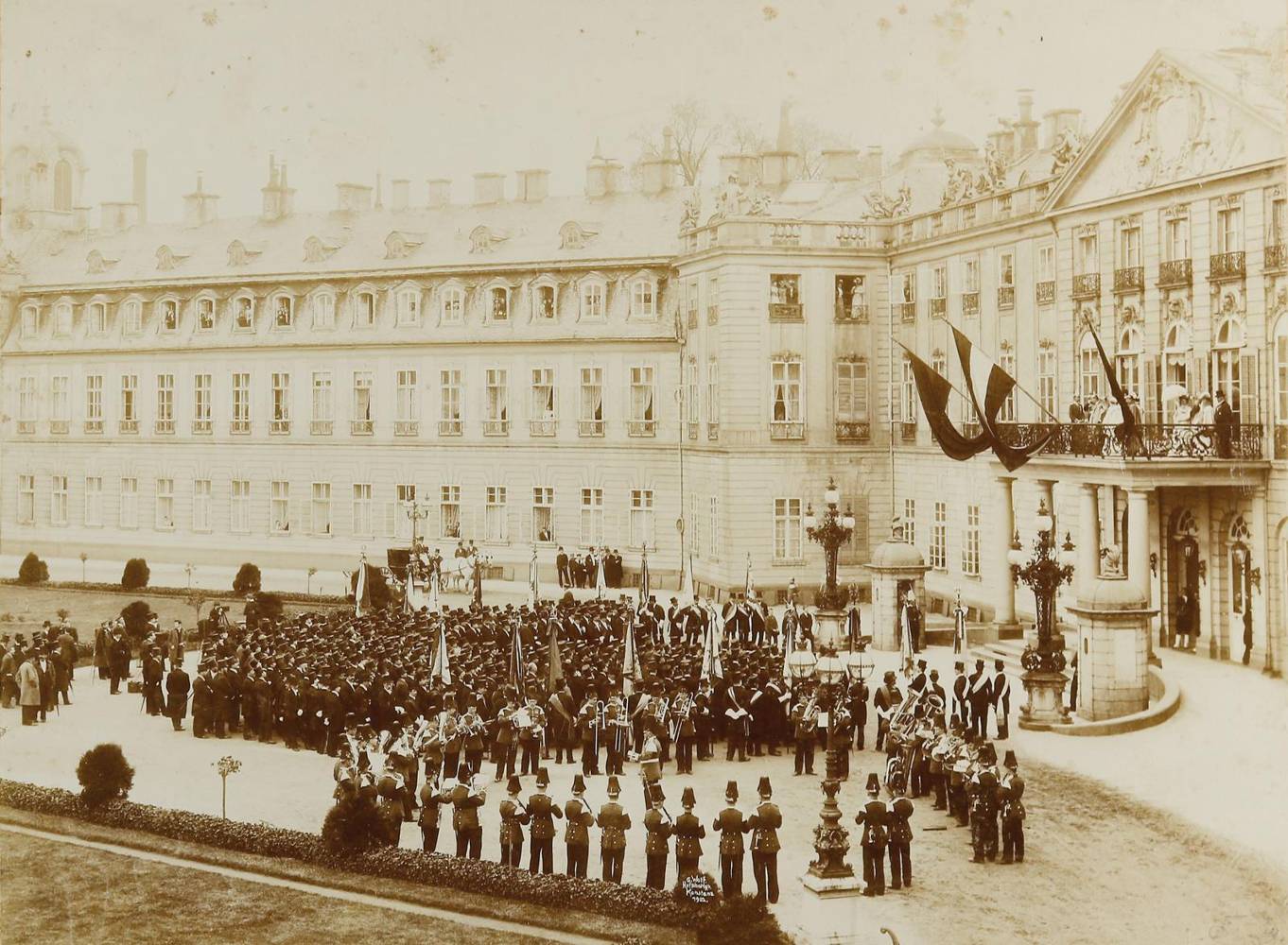 Große Abbildung Nr.1: 138-3262 Karlsruhe.: (Photographie)