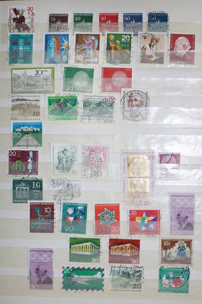 Große Abbildung Nr.1: 138-670 Briefmarkensammlung: (Philatelie)