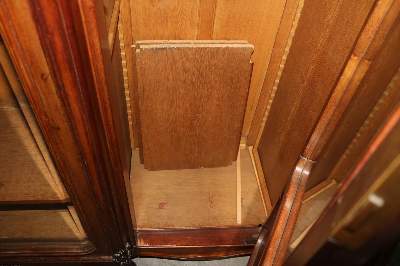 Bild Nr.6: 138-2993 Salonschrank Jugendstil.: (Möbel, Schränke)