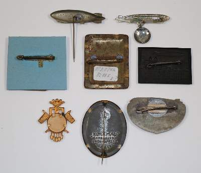 Bild Nr.2: 138-3035 Anstecker Zeppelin.: (Münzen und Medaillen, Zeppelin)